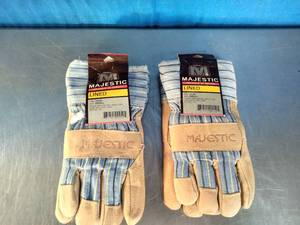 lot 62 image: 2 Pair of Insulated Work Gloves