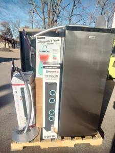 lot 72 image: Handyman Lot