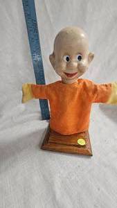 lot 50 image: Vintage Dopey Hand Puppet with Stand