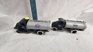 lot 62 image: Ertl Cast Iron Amoco Banks-Pair