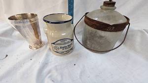 lot 74 image: Redwing Bank of Alcester Crock, Glass Kerosene Burner