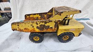 lot 78 image: Tonka Dump Truck