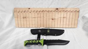 lot 146 image: TAC Xtreme Survival Knife