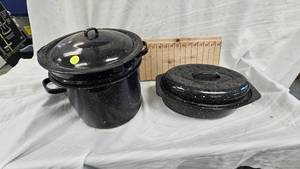 lot 176 image: Enamelware 3 Piece Steam Pot and Enamelware Roaster