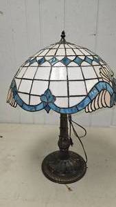 lot 183 image: Tiffany Style Stained Glass Lamp Shade in Baroque Pattern
