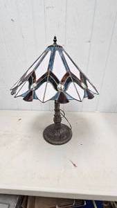 lot 185 image: Tiffany Style Stained Glass Lamp Shade  in BurgandyLavenderBlue