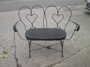 (RM6) Vintage Metal Ice Cream Parlo...