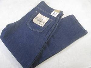 lot 24 image: (CS) New Pair of Pitford Menswear J...