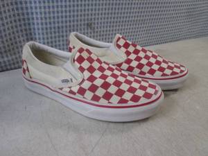 lot 25 image: (BS) Pair of Vans Off The Wall Slip...