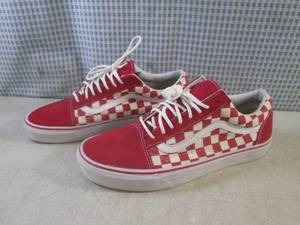 (BSB) Pair of Vans Off The Wall Lac...