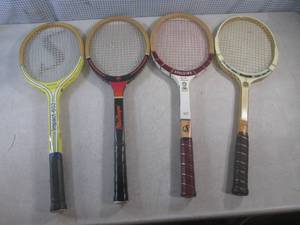 lot 37 image: (F-2) 4 Assorted Vintage Wood Tenni...