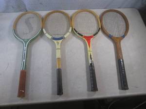 lot 40 image: (H-2) 4 Assorted Vintage Wood Tenni...