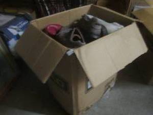 lot 65 image: (EW5) Big Box Full of Mostly Assort...