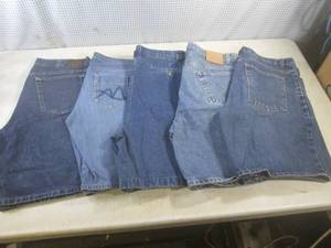 lot 97 image: (BS) 5 Pair of Jean Shorts - Lee Du...