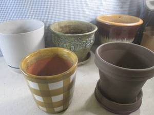 lot 116 image: (F-3) Assorted Planters...