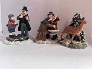 lot 30 image: 3 Vintage 1990s Mervyns Village Square Figurines Resin