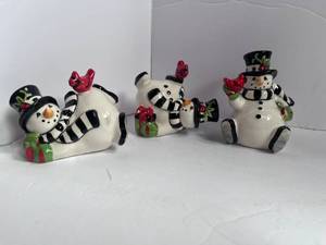 lot 12 image: 3 Ceramic Snowman by Fitz and Floyd