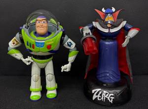 lot 49RO image: Buzz Lightyear & Emperor Zurg Thinkway Disney Action Figure Set