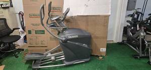 lot 2 image: Octane Elliptical Q37 (Excellent Condition)