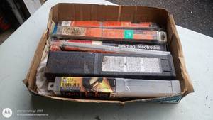 lot 46 image: Box of Assorted Welding Electrodes Hobart and Lincoln