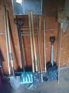 lot 151 image: Collection of Garden Tools and Planters