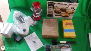 lot 174 image: Kitchen Gadget Bundle with Cookware, Rotating Peeler, Scale, Sponge, and Grater