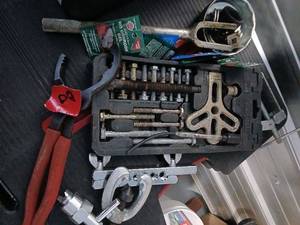 lot 1008 image: Mixed Lot of Assorted Hand Tools and Tap and Die Set