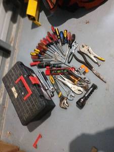 lot 1052 image: Toolbox with Assorted Hand Tools including Screwdrivers and Pliers