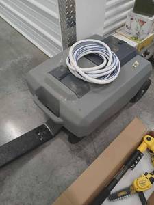 lot 1055 image: Commercial Carpet Extractor Floor Cleaning Machine