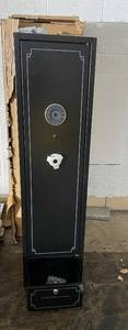 lot 7 image: Electronic Gun Safe Cabinet with Keys and Bottom Drawer