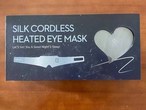 lot 238 image: Silk Cordless Heated Eye Mask Model ZP-01