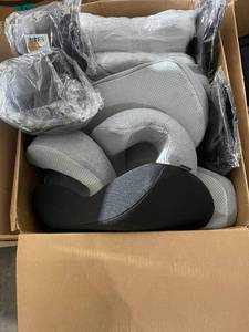 lot 348 image: Lot of Memory Foam Travel Neck Pillows and Accessories