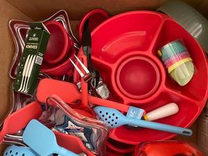 lot 396 image: Assorted Kitchen Bakeware and Utensil Set with Storage Containers