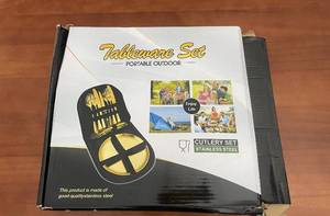 lot 422 image: Portable Outdoor Tableware Set Stainless Steel Cutlery in Case