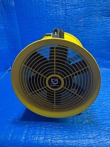 lot 30 image: Strongway Utility Blower, 12in.,1977 CFM, Model# KIN-300 Retail $169.99