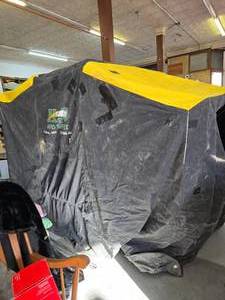 lot 15 image: Pop Up fish house