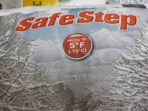 lot 19 image: 2 Bags Safe Step 50 lbs. each Rock ...
