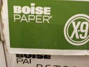lot 27 image: Boise 5000 Sheets 8.5 x 11 White C...