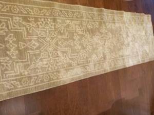 Everest Runner 30 x 96"; new from C...