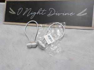 lot 74 image: Wood Wall Dcor and Drape Ties...