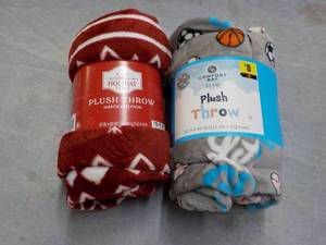 lot 79 image: 2 Throws 50 x 60...