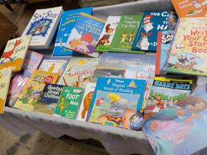 lot 82 image: Childrens New Books...