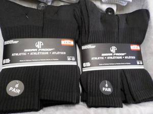 lot 120 image: 12 pair Wear Proof Black Athletic s...