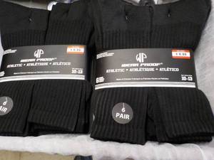 lot 122 image: 12 pair Wear Proof Black Athletic s...