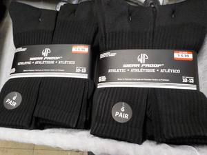 lot 123 image: 12 pair Wear Proof Black Athletic s...