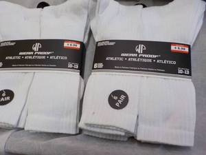 lot 133 image: 12 pair Wear Proof White Athletic s...