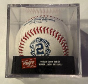 lot 83 image: Derek Jeter Baseball Ralings OMLB Selig Ball