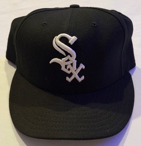 lot 110 image: Chicago White Sox MLB Authentic New Era Baseball Hat Possibly Game Used