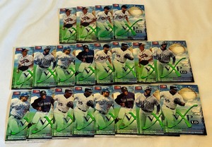 lot 154 image: (20) Donruss VXP 1.0 CD-ROM Cards - Ken Griffey Jr., Ripken, Thomas, Maddux, Rodriguez