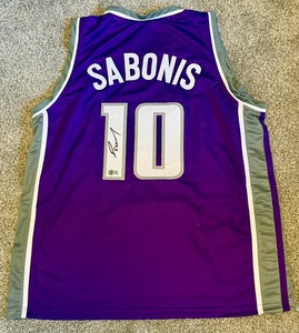 lot 5A image: Domantas Sabonis Signed Jersey With Beckett COA  Sacramento Kings Size XL Basketball